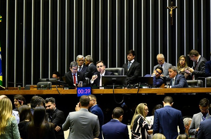 Congresso derruba veto à desoneração da folha para 17 setores da economia