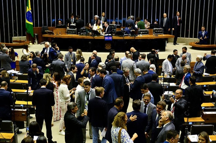 Congresso vota LDO de 2024 nesta terça