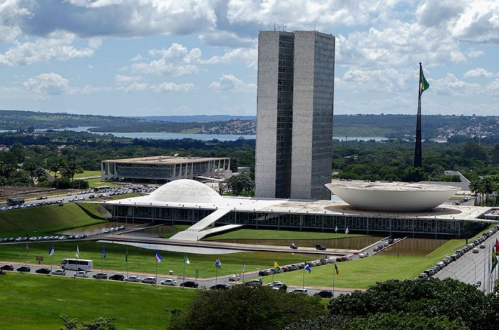 Lei torna 15 de maio Dia Nacional da Educação Legislativa