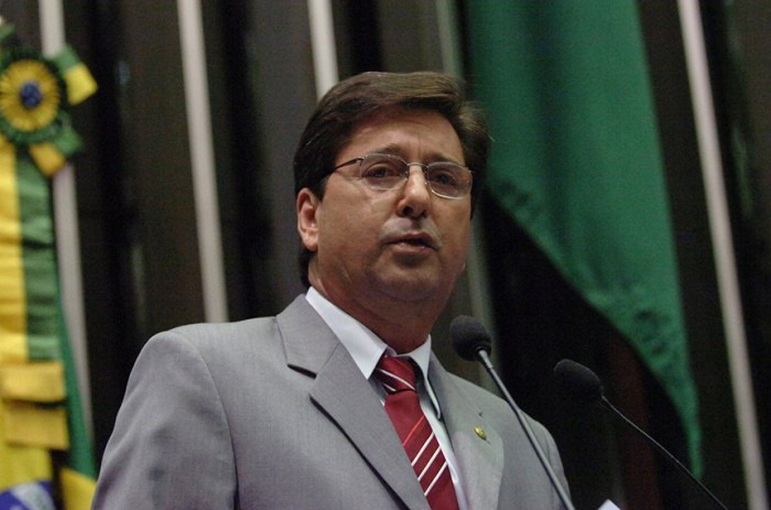 Lei dá nome de Governador Maguito Vilela a anel viário em Goiás