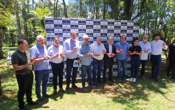 Evento em Fraiburgo marca o início da colheita da maçã em Santa Catarina